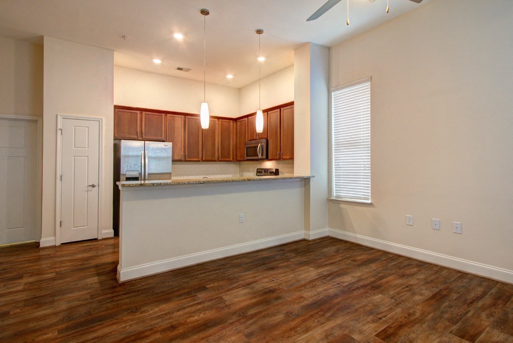 Photos — Plaza 25 Plaza Midwood Apartments in Charlotte, NC