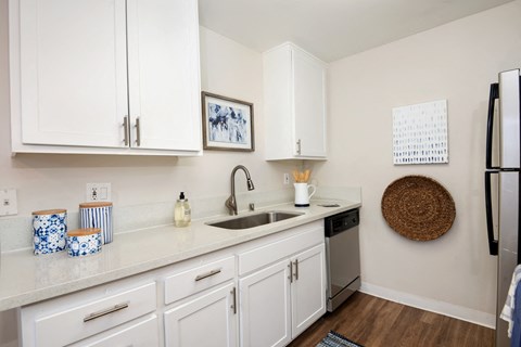 Kitchen | Tuscany Villas | Torrance Apartments For Rent