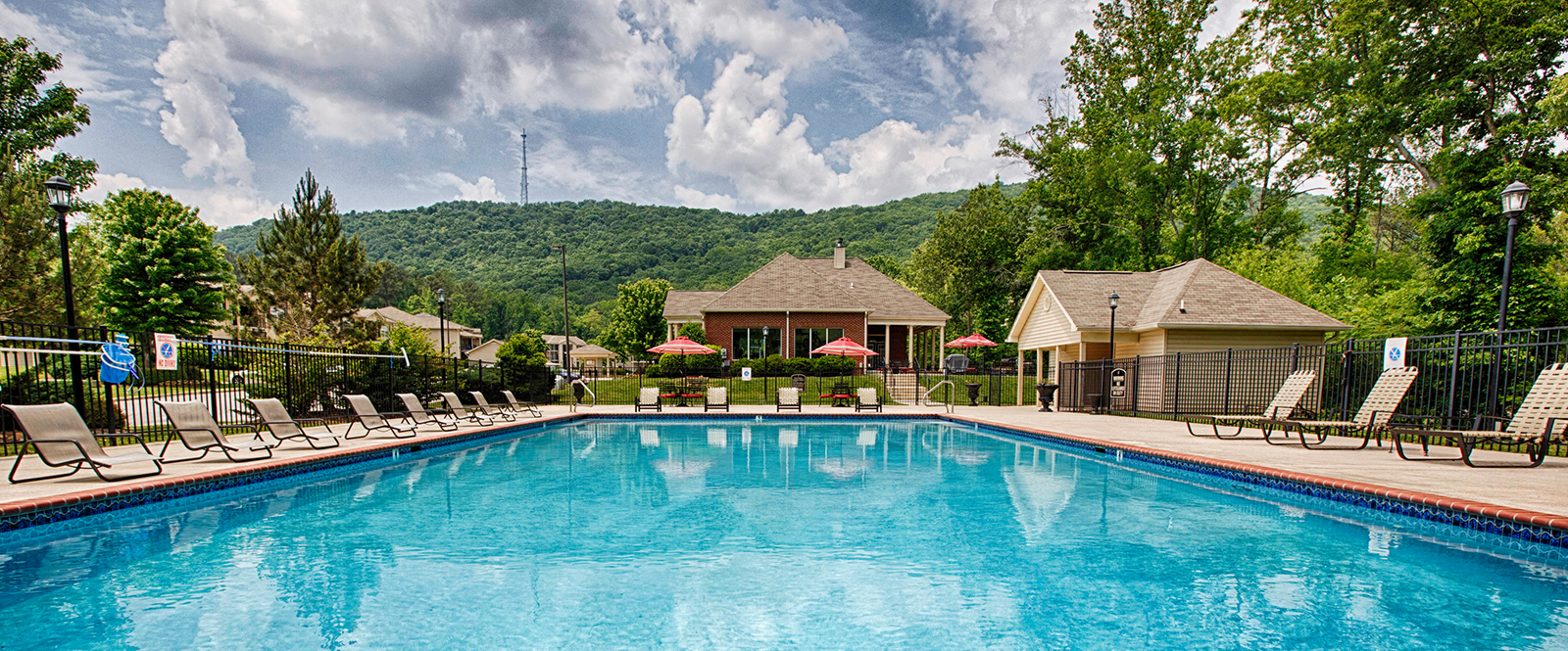 Hampton Falls Apartments In Huntsville Al