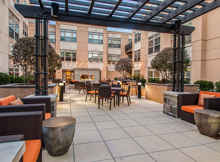 Northgate at Falls Church's private resident courtyard