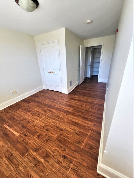 Gallery Photo 15