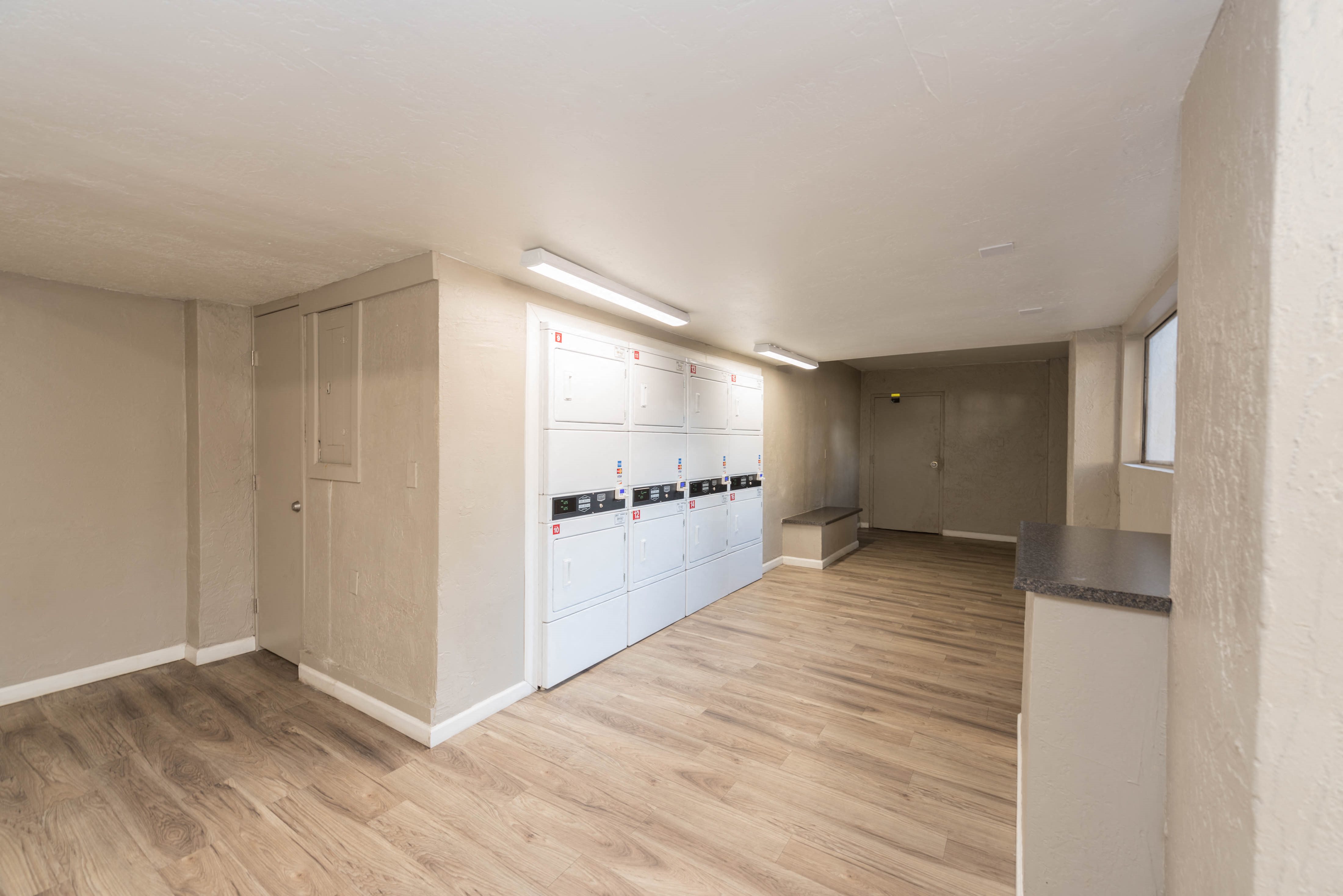Gallery Photo 18