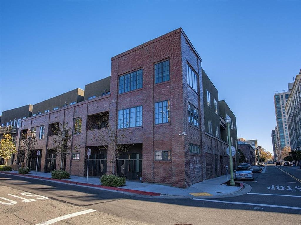 Mason at Hive Exterior Building Brand New Apartments for Rent | Mason at Hive Apartments in Oakland, CA Now Leasing