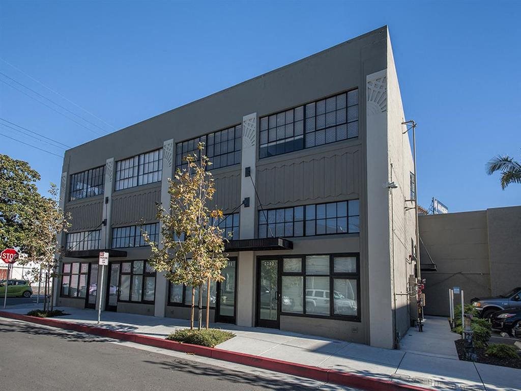 Mason at Hive Building Brand New Apartments for Rent | Mason at Hive Apartments in Oakland, CA Now Leasing