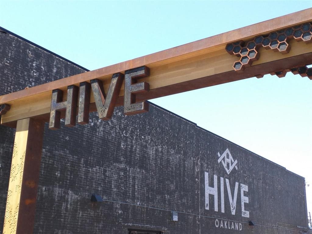 Mason at Hive Hive Sign Brand New Apartments for Rent | Mason at Hive Apartments in Oakland, CA Now Leasing
