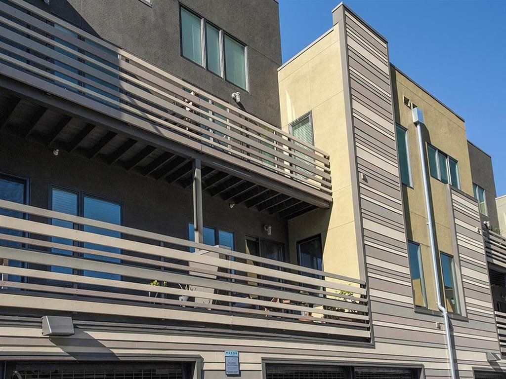Mason at Hive Balcony Brand New Apartments for Rent | Mason at Hive Apartments in Oakland, CA Now Leasing