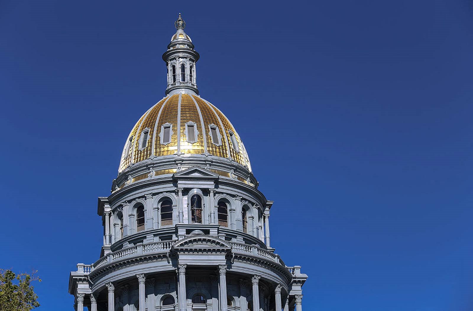 Downtown Denver at your doorstep. With iconic views like the Capitol just minutes away, Laramar puts you at the center of civic life and local culture