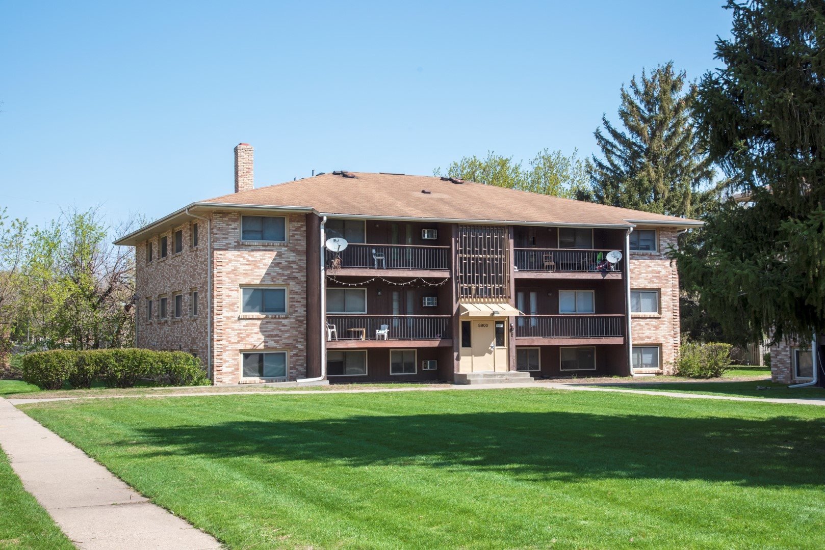 Nicollet Court Apartments in Bloomington, MN