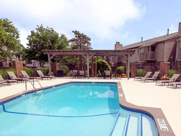 swimming pool at Wichita KS apartments