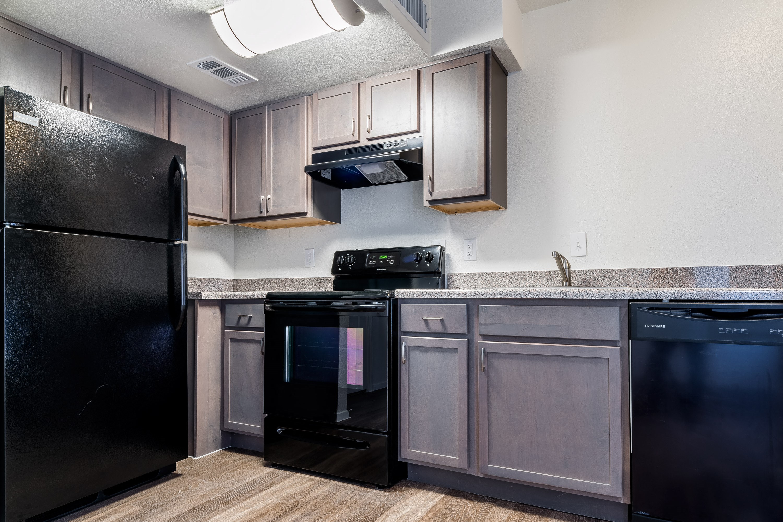 Williamsburg Apartments Apartments in Grand Prairie, TX