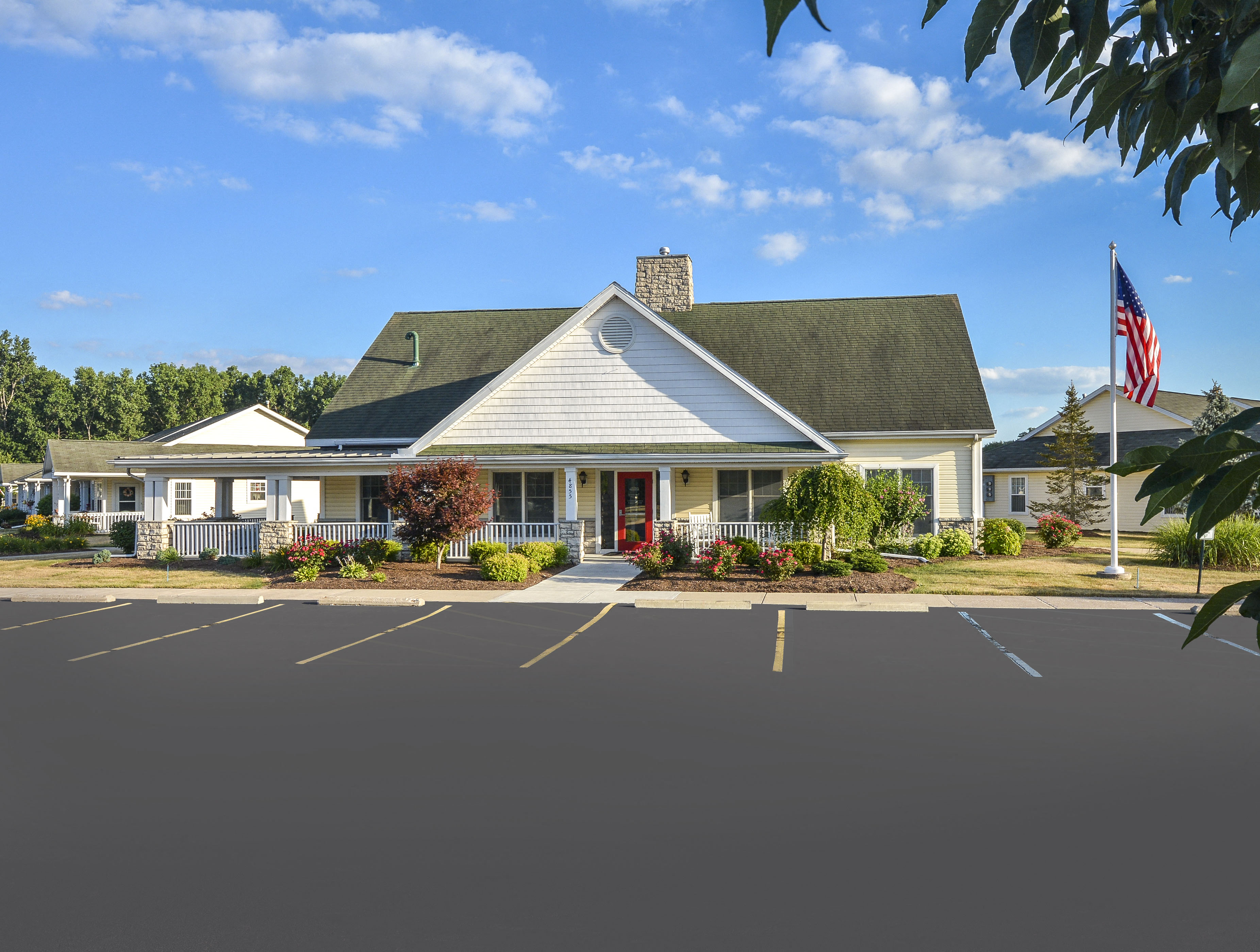 Photos and Video of The Waterford in Toledo, OH