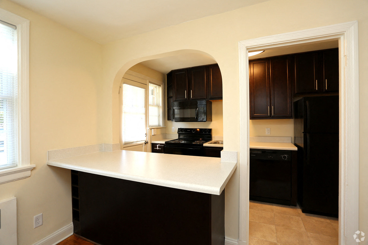 Terraces at Bellevue Apartments in Richmond, VA