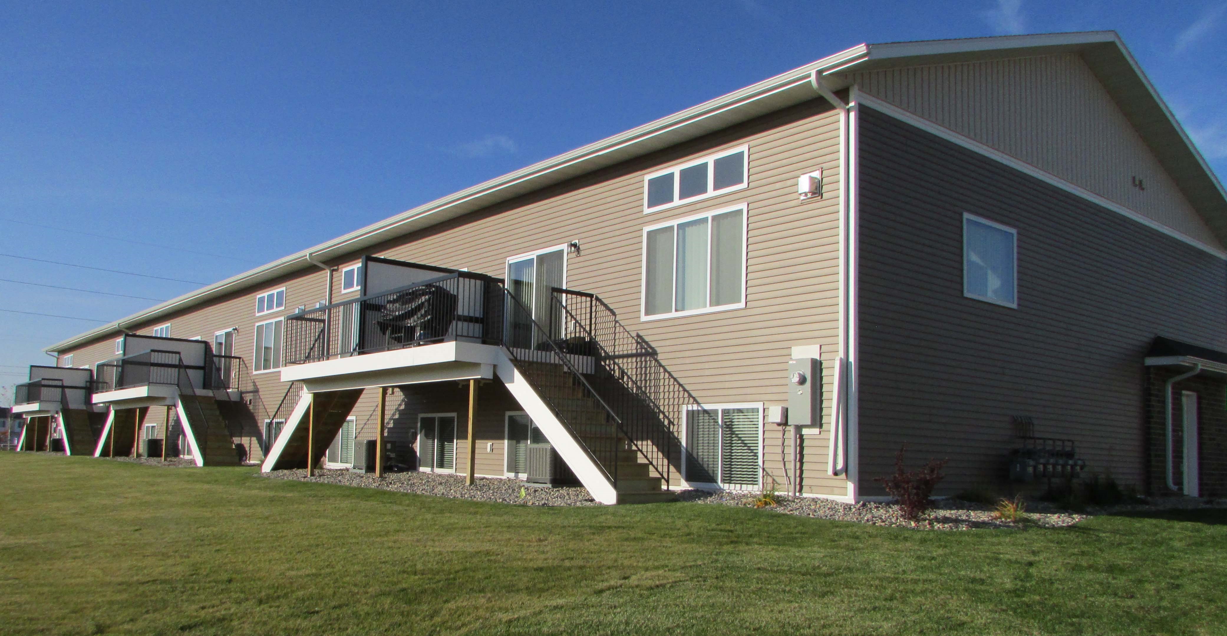 Maple Grove Townhomes Apartments in West Fargo, ND RENTCafe