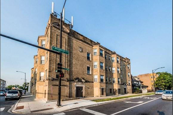 South Austin Apartments for rent in Chicago | 5201 W Washington Blvd