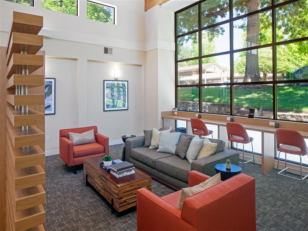 Lake Oswego Apartments for Rent | Parkridge Apartments