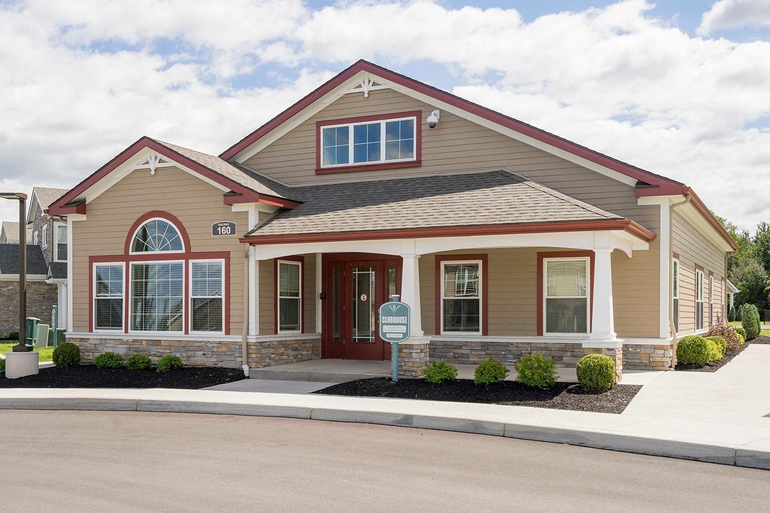 Photos and Video of The Glen at Sheridan Meadows in Williamsville, NY