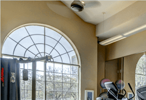24 hour fitness center with cardio machines