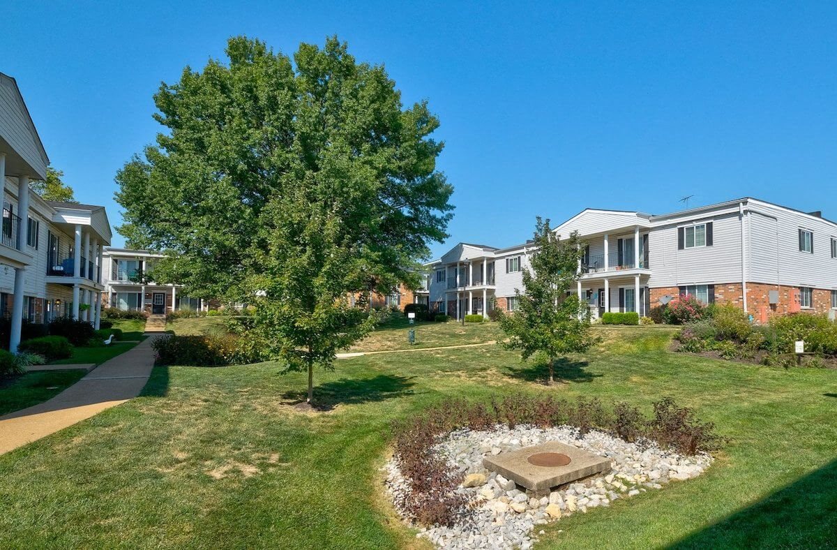 Heritage Estates Apartments in Affton, MO