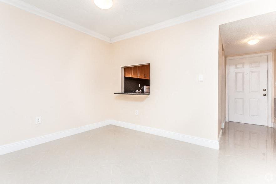 Gallery Photo 16