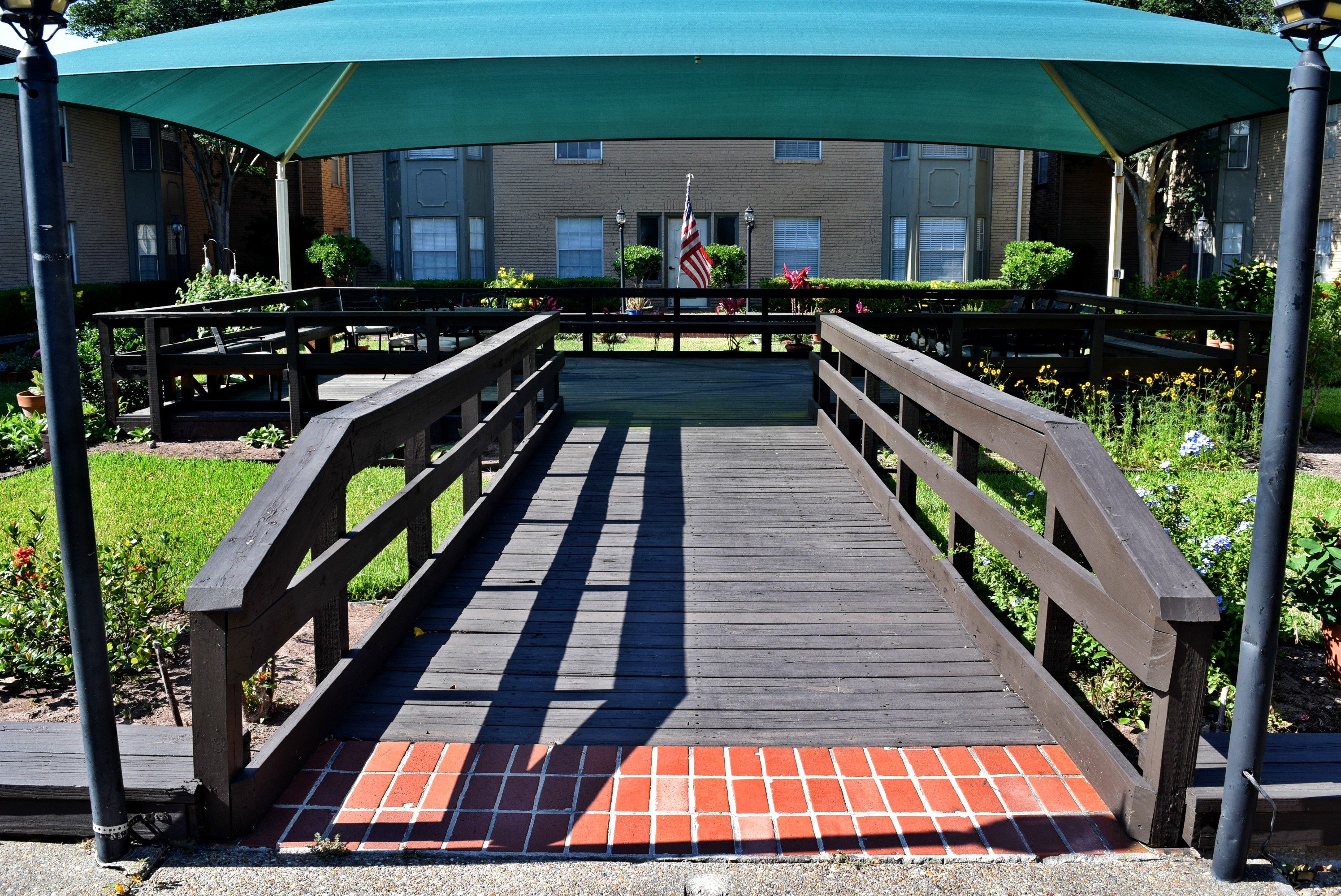 GREENBRIAR PLACE Apartments in Corpus Christi, TX