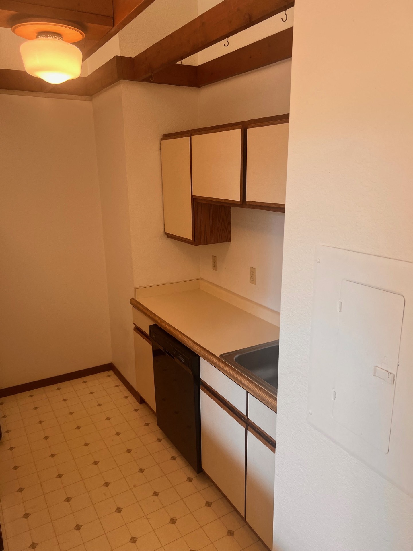 Gallery Photo 15