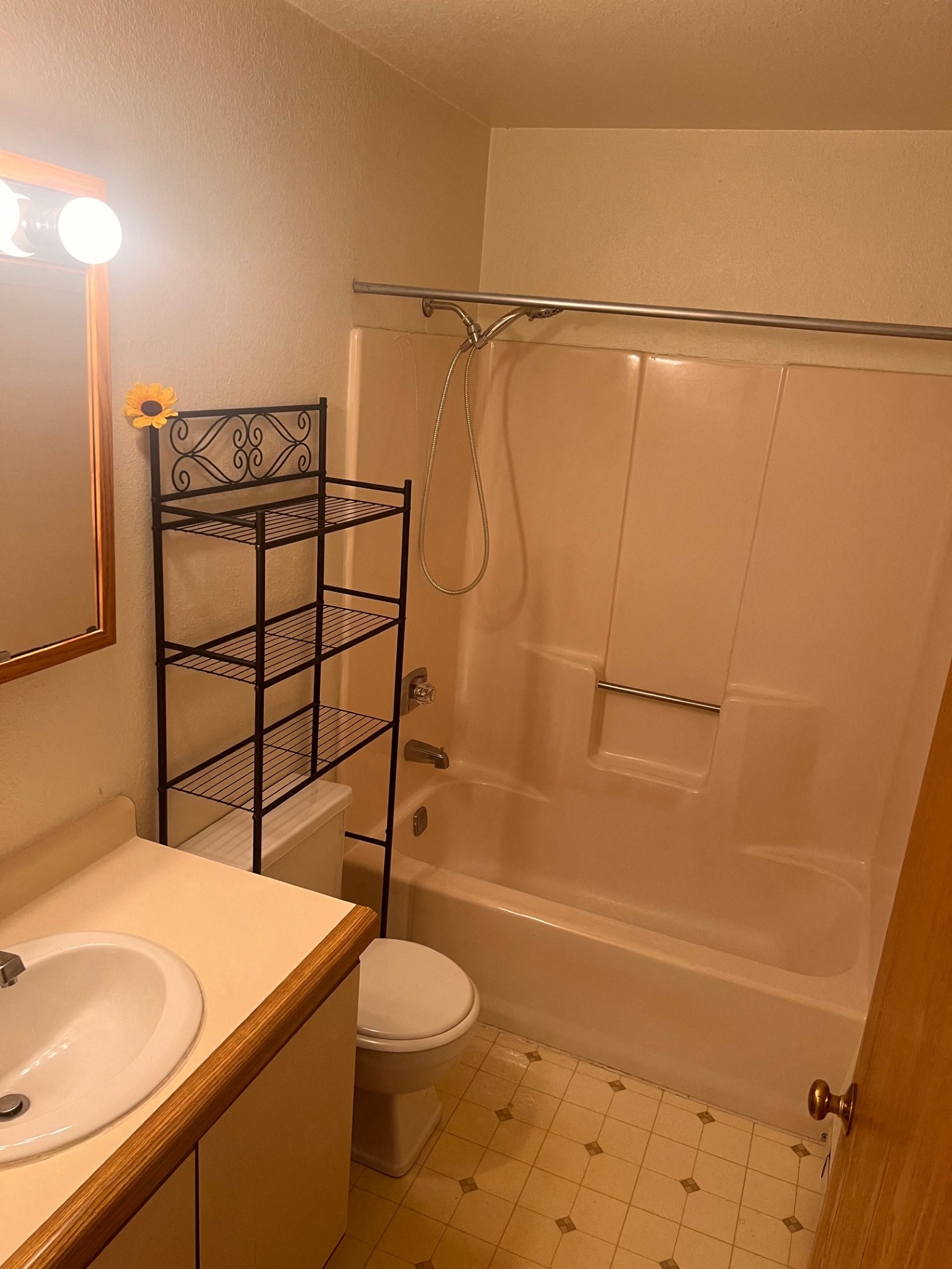 Gallery Photo 13