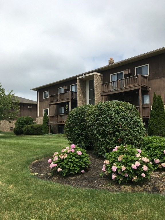 Condor Garden Apartments Apartments in Elyria, OH RENTCafe