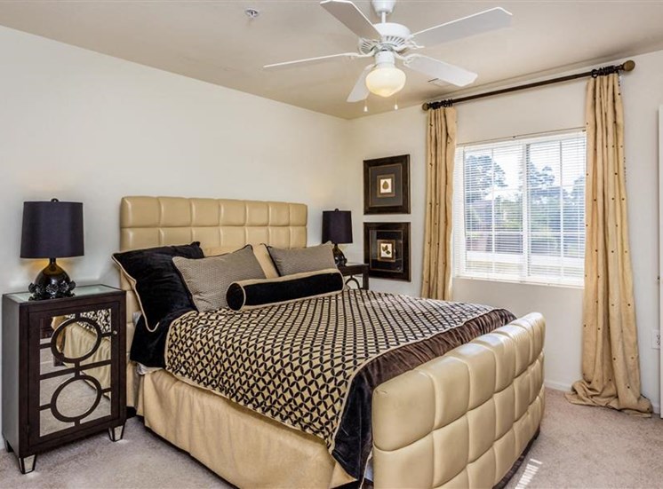 Cozy Bedrooms at Eagle Point Village Apartments, North Carolina