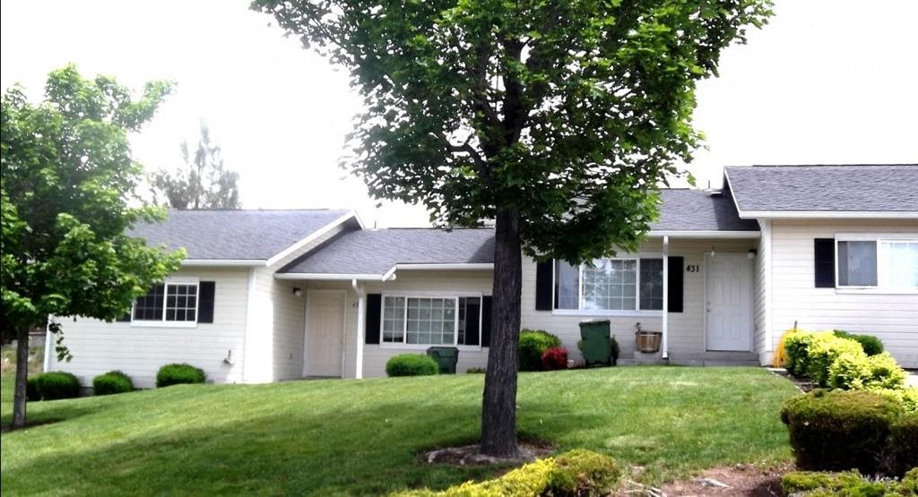 Menta Park Apartments in Madras, OR