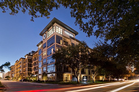Exterior Front View of Leasing Office
