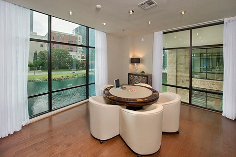 Poker Lounge