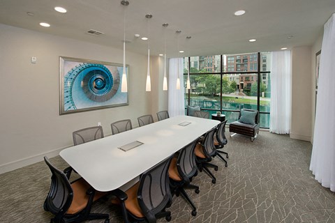 Executive Business Lounge