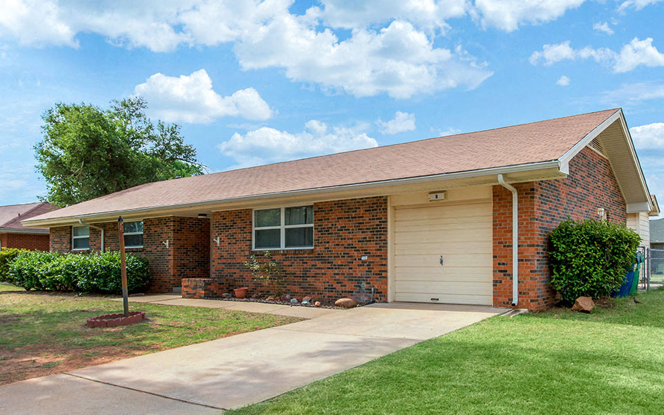 Altus AFB Homes Rental Homes in Altus, OK Photos