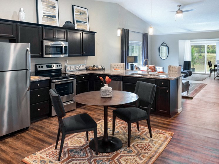 Pataskala OH Apartment Rentals Redwood Carrington Ridge Kitchen