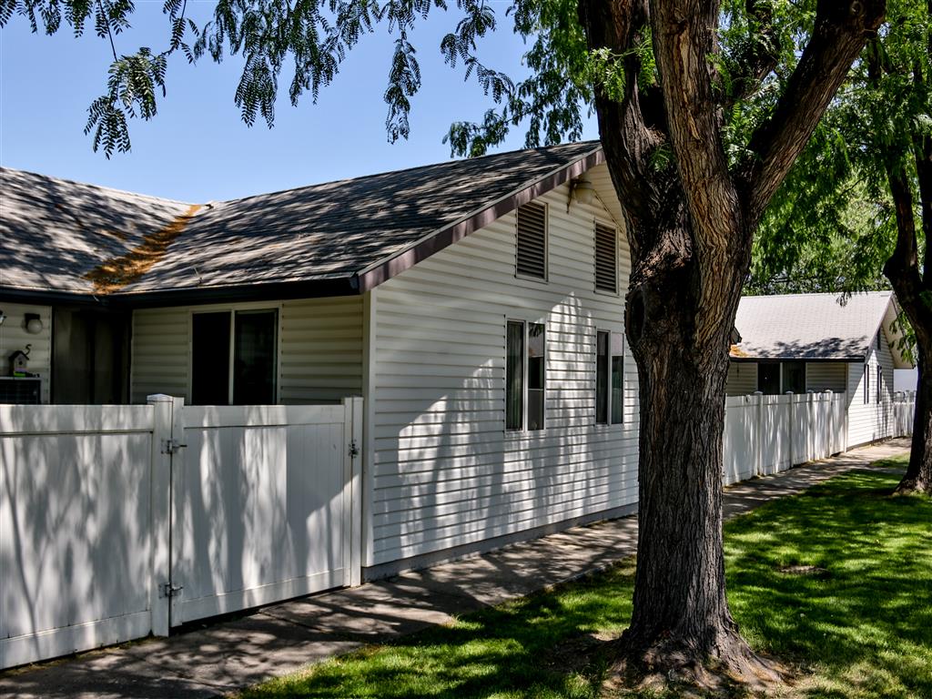 Gallery Photo 15
