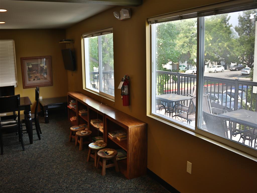 Gallery Photo 36