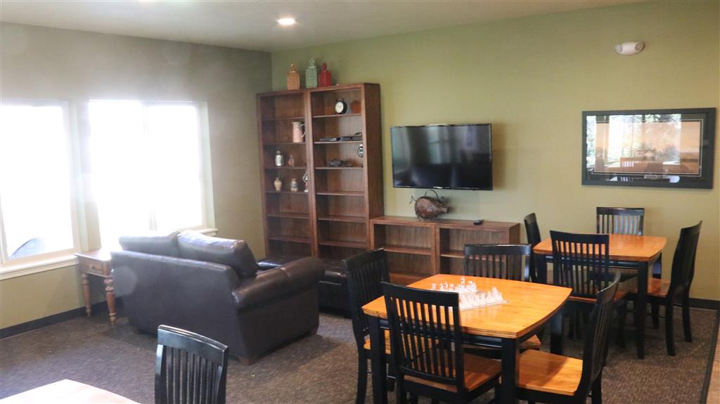 Gallery Photo 15