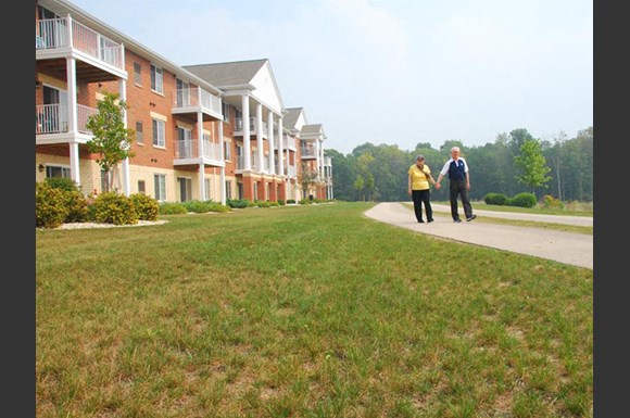 Lush landscaping With Walking Trails at Wildwood Highlands Apartments & Townhomes 55+, Menomonee Falls, WI,53051