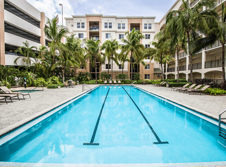 Vizcaya Lakes apartments lap pool in Boynton Beach, Florida