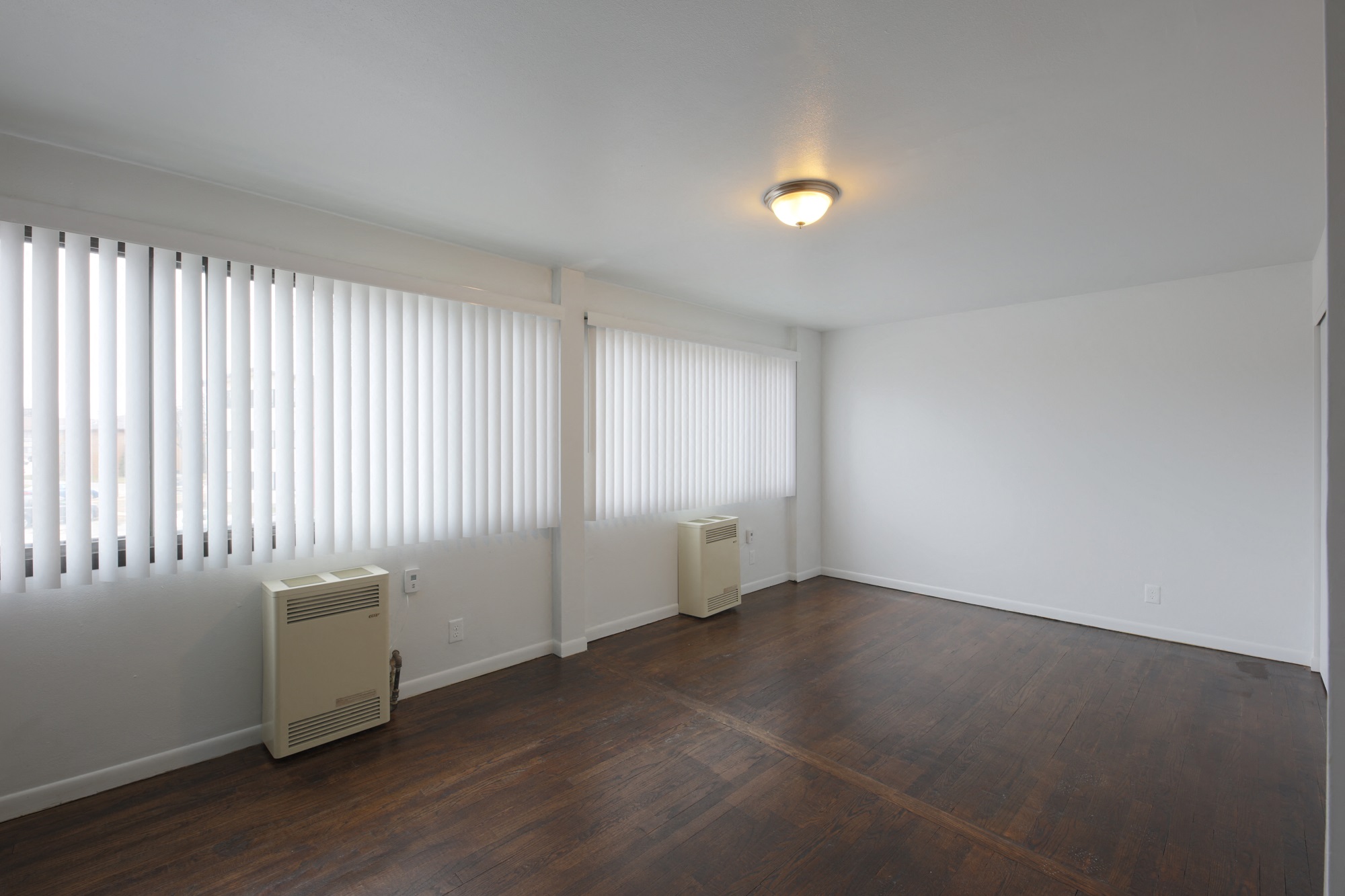 Photos and Video of Seaway Terrace in Milwaukee, WI