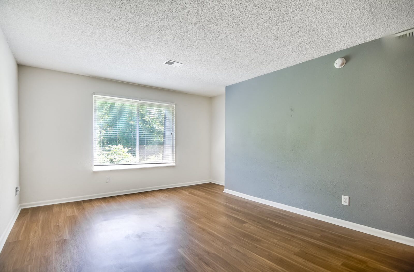 NoRi Apartments Apartments in North Kansas City, MO