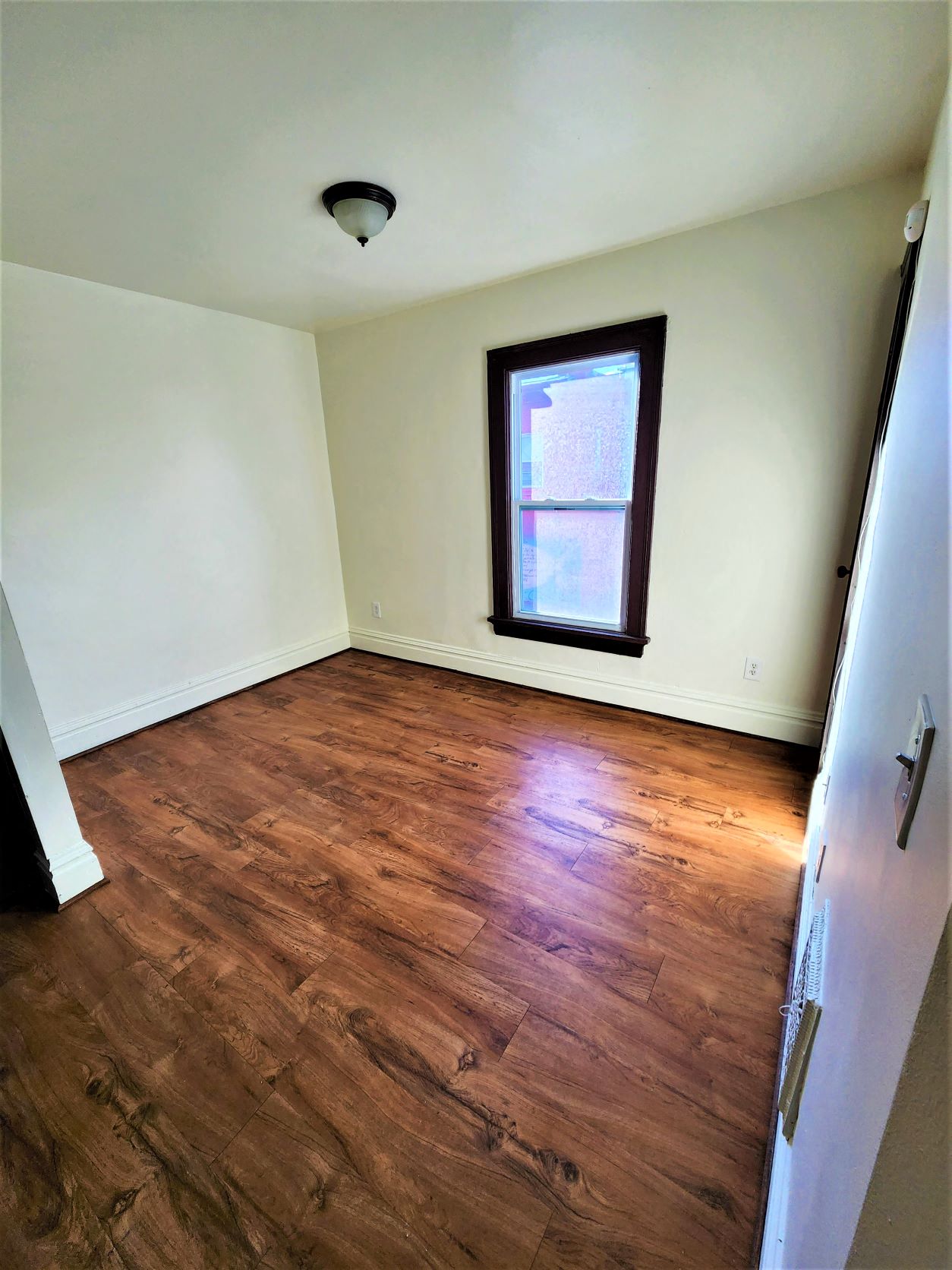Gallery Photo 10