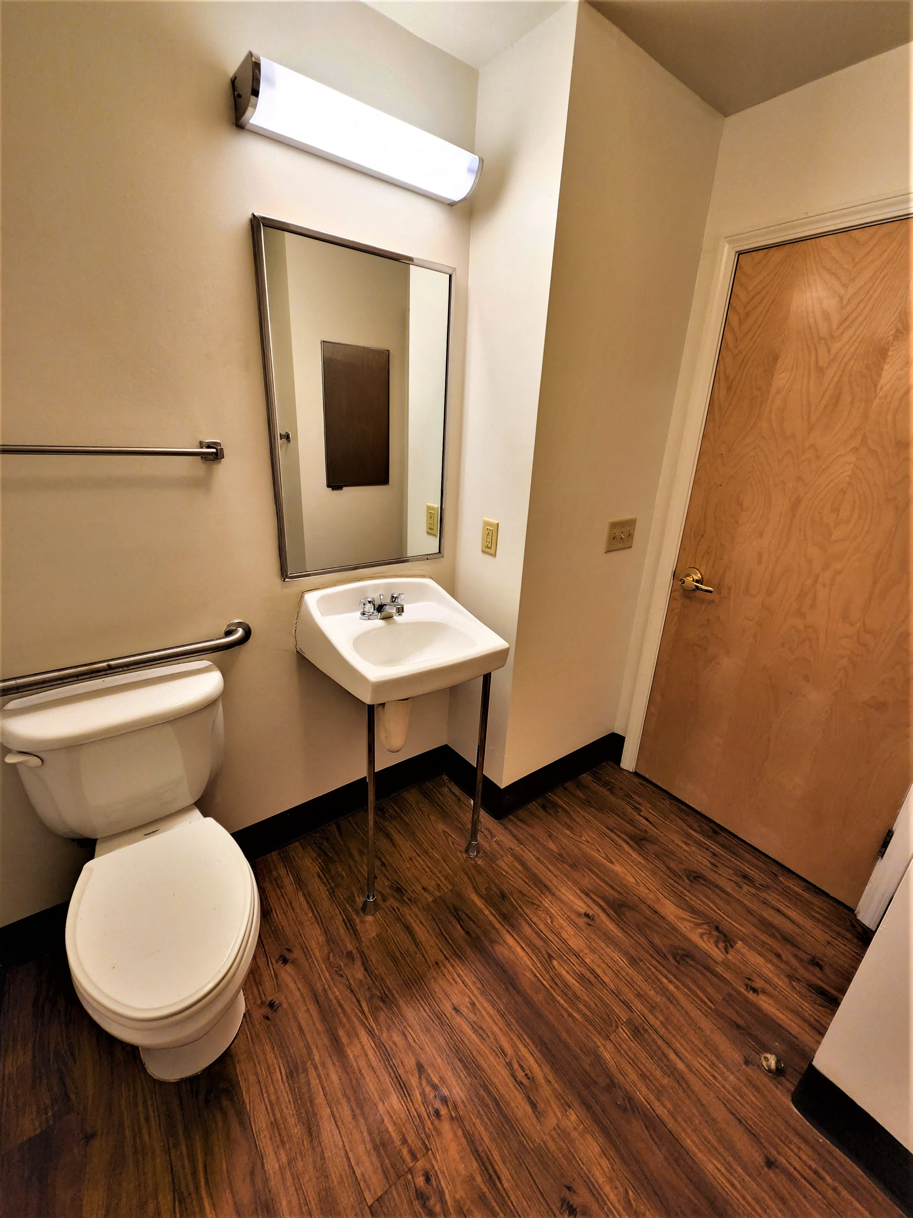 Photos and Video of Windy Hill in Clyde, NY