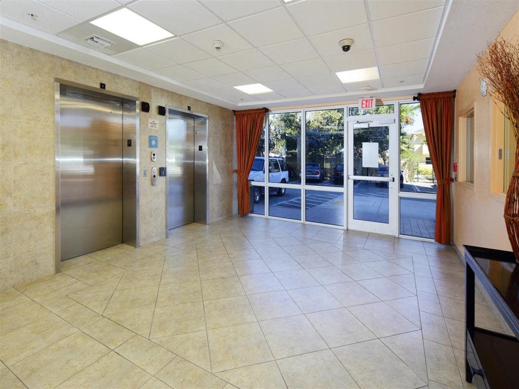 Gallery Photo 12