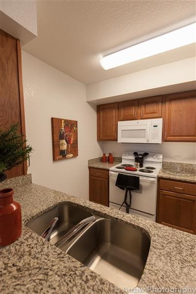 Gallery Photo 16