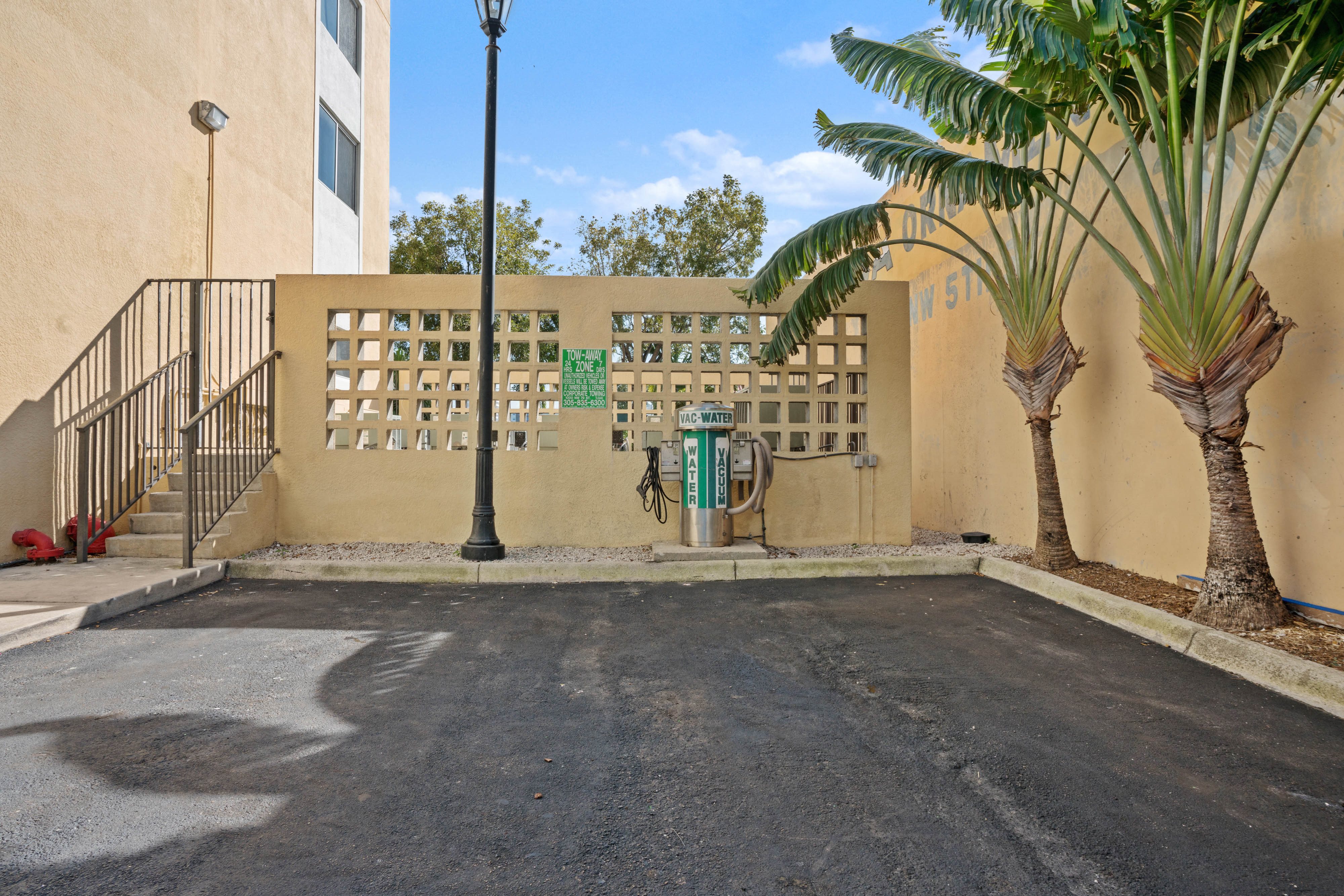 Gallery Photo 17