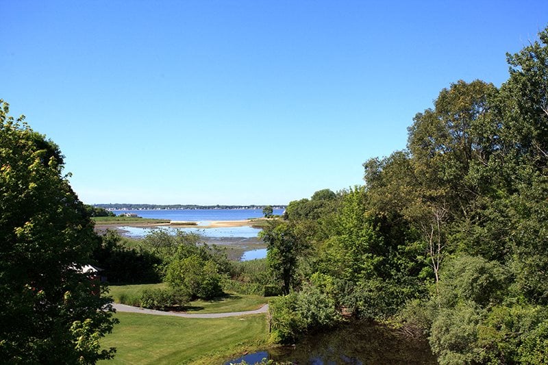 Barrington Cove Apartments in Barrington, RI