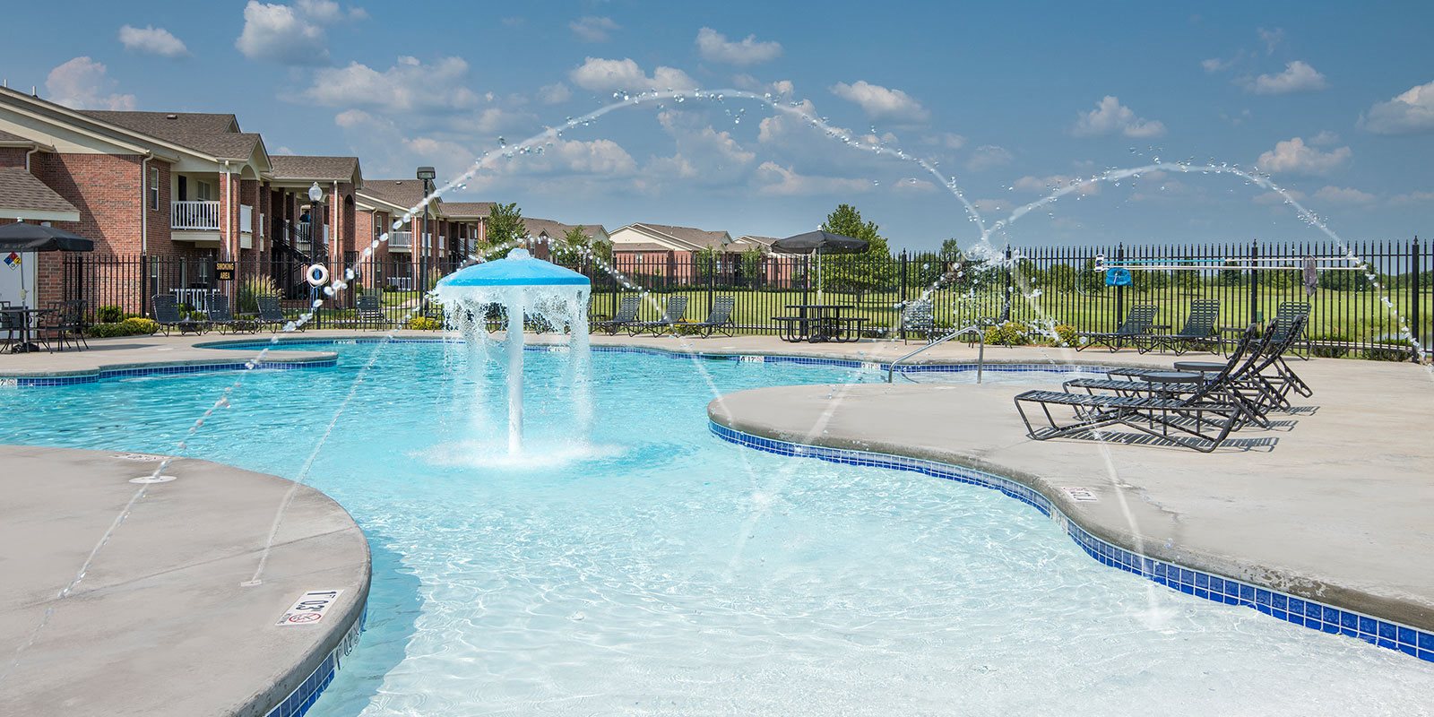 The Fairways at Grand Summit I/II Apartments in Grandview, MO