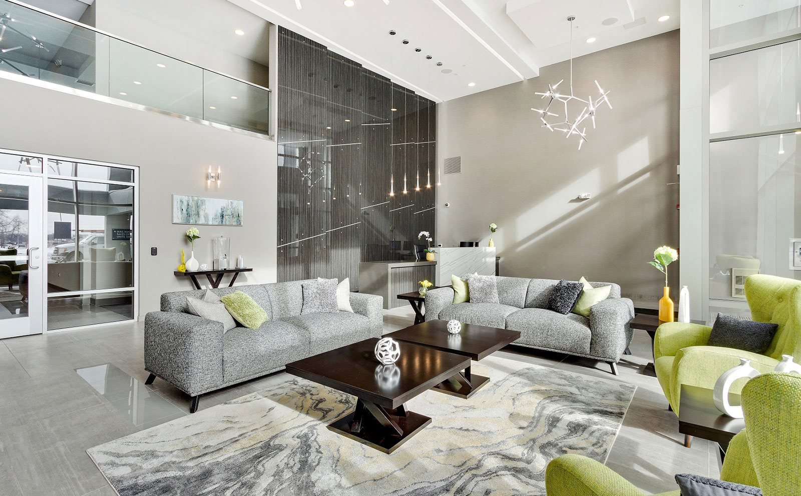 Luxurious Living Room at Arden of Oak Brook, Oakbrook Terrace, Illinois