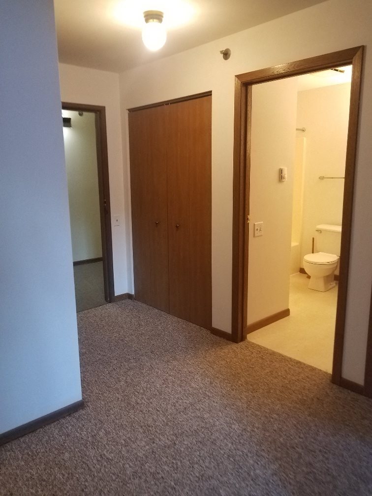 Photos and Video of Parkside Apartments in Lodi, WI